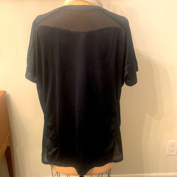 Adidas new w/o tags black running top “Aeroready” “prime green” - Picture 3 of 5